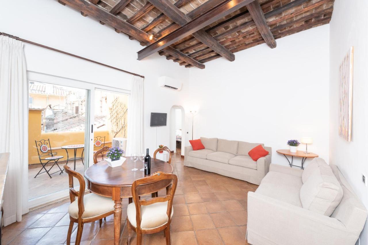 Stunning Campo De Fiori Apartment With Terrace Roma Dış mekan fotoğraf