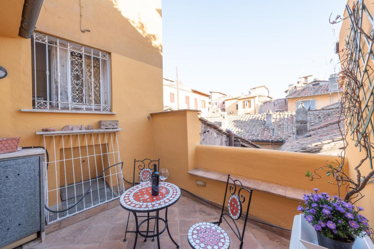Stunning Campo De Fiori Apartment With Terrace Roma Dış mekan fotoğraf