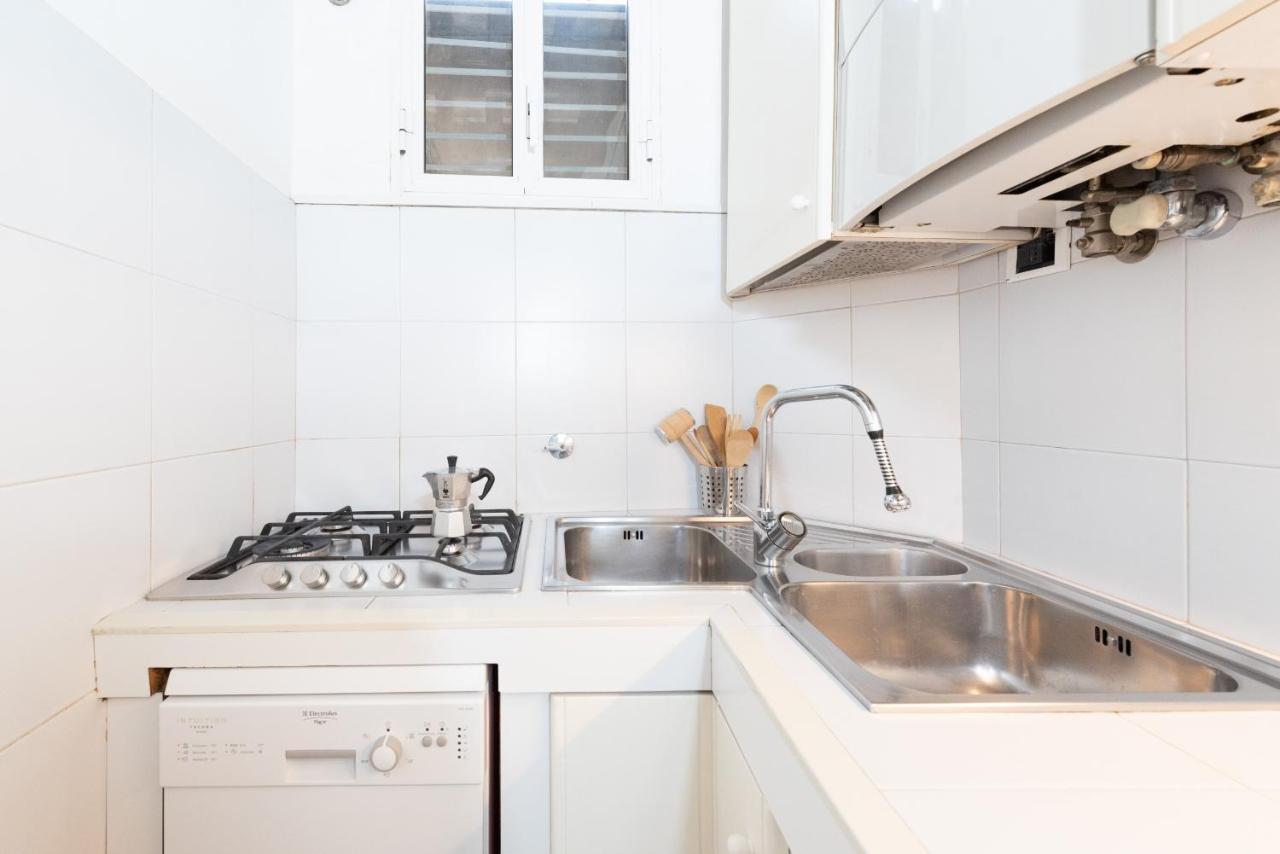 Stunning Campo De Fiori Apartment With Terrace Roma Dış mekan fotoğraf