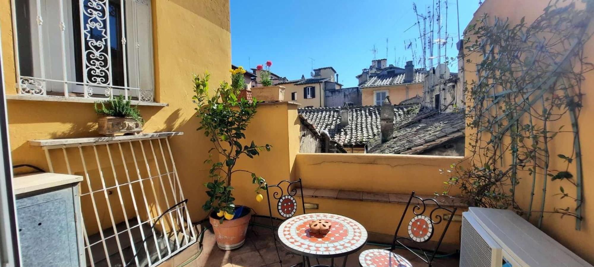 Stunning Campo De Fiori Apartment With Terrace Roma Dış mekan fotoğraf